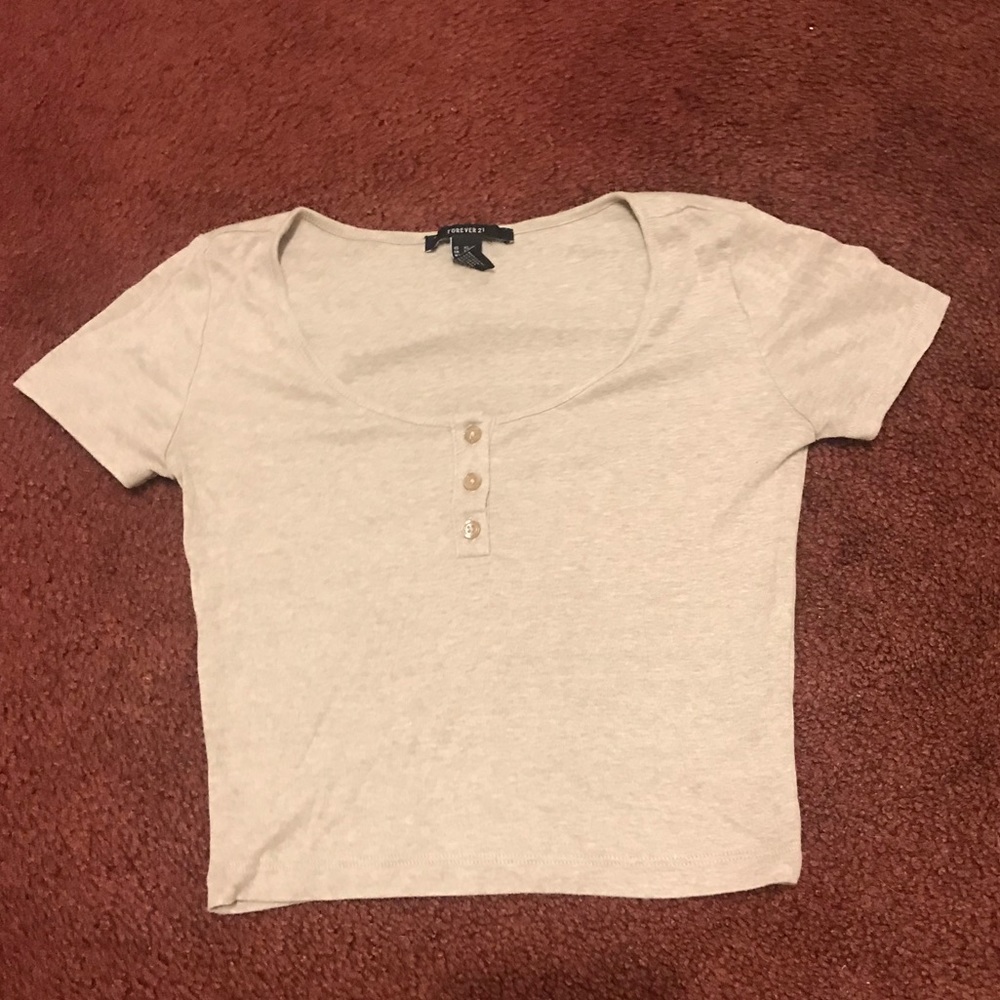 Women’s short sleeve